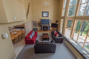 Timberwolf Chalet, Vernon